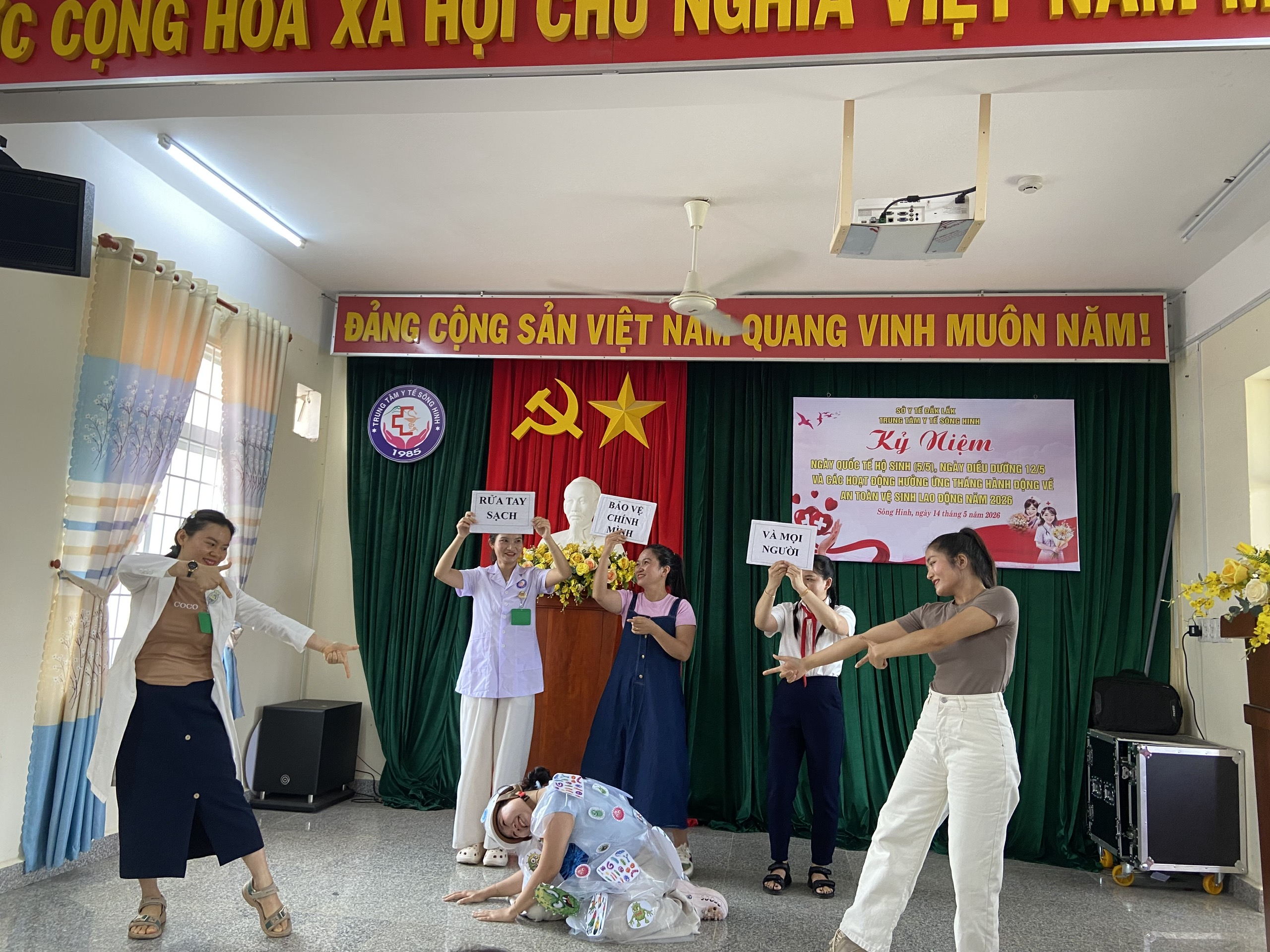 anh tin bai
